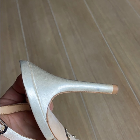 Badgley Mischka Paula Ivory Slingback Heel Sz 8.5 - Picture 8 of 8